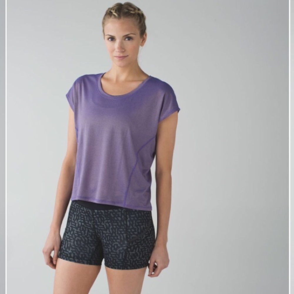 ululemon Sweaty or Not Crop Tee. size 4